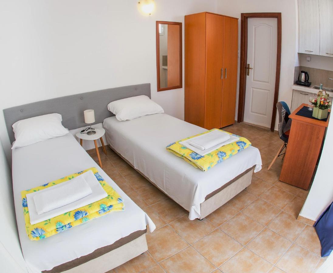 Fisherman House Apartments Rafajlovići Esterno foto